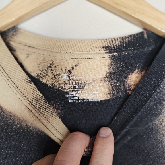 Champion USA Graphic Logo Custom Acid Wash Size Medium - Picture 5 of 6